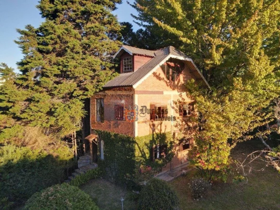 Imagem Casa com 3 dormitórios à venda, 280 m² por R$ 1.220.000 - Alto Do Capivari - Campos do Jordão/SP