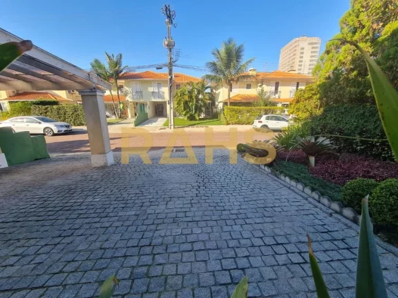 Imagem Uma bela casa com 4 quartos sendo 3 suítes, ficam no imóvel splits, sala ampla, sala de Tv, cozinh...