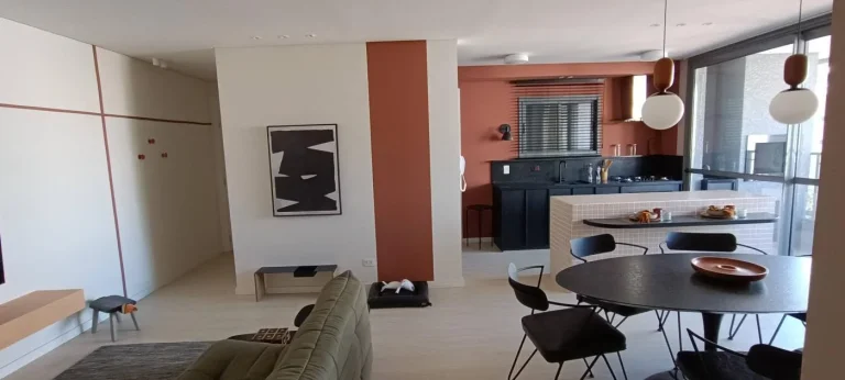 Imagem Apartamento no Centro de Curitiba.Novo 2 ou 3 quartos.