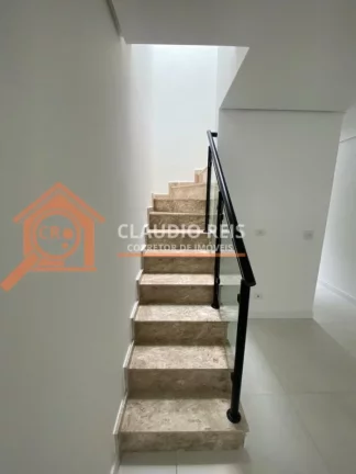 Imagem Casa com 3 Quartos à venda, 100m² - Campo Grande