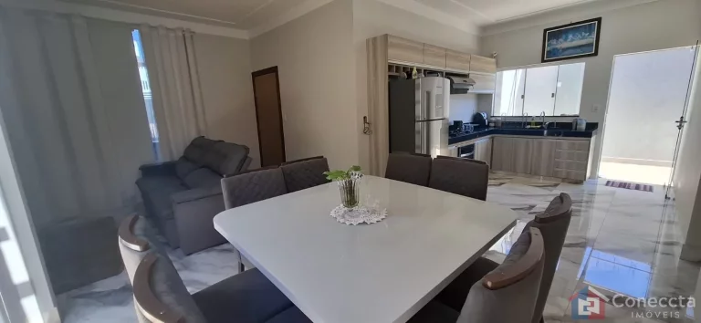 Imagem Casa à Venda no Jardim Panorâmico em Patos de Minas – 3 Quartos, Suíte e 2 Garagens