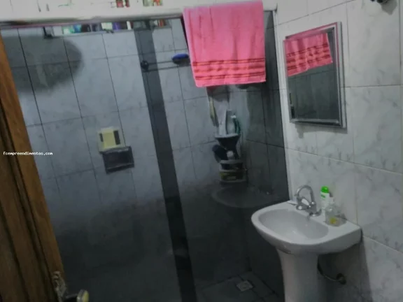 Imagem Casa para Venda em Limeira, Parque Hipolito, 5 dormitórios, 1 suíte, 2 banheiros, 2 vagas