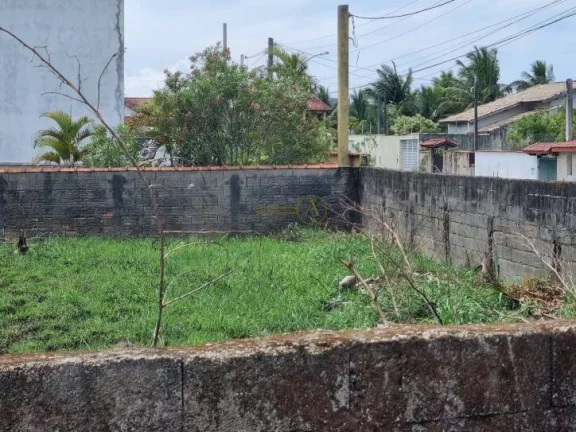 Imagem Terreno á venda de esquina, 600 metros da praia, bairro Josedy - Peruíbe