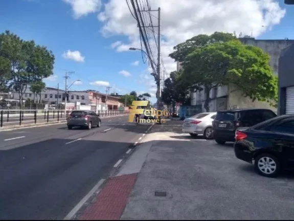 Imagem Excelente oportunidade de aluguel! Lojão com 2 andares em Santa Lucia - Vitória
