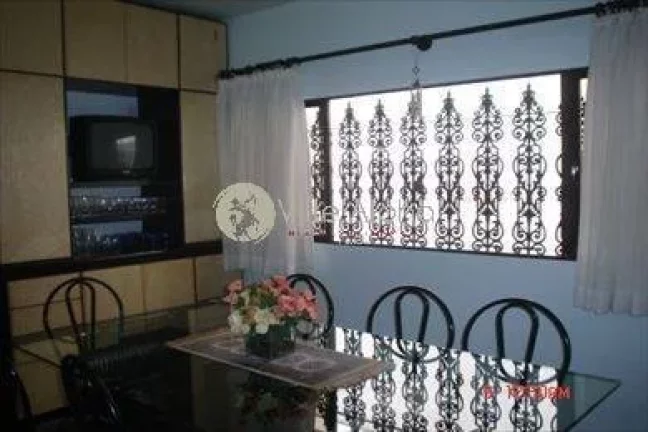Imagem SOBRADO MARAVIHOSO REPLETO DE ARMARIOS COM TOTAL LAZER E SEGURANÇA.