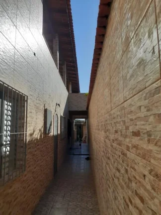Imagem Casa para Venda em Itanhaém, Vila Loty, 2 dormitórios, 1 suíte, 2 banheiros, 2 vagas