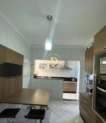 Imagem Sobrado - Jardim Uirá - 3 dormitórios (1 suíte)- 186M² - Aceita permuta