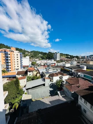 Imagem Cobertura Duplex á venda no centro de Blumenau com 3 dormitórios 2 vagas de garagem.