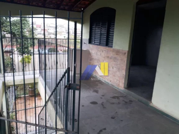Imagem Casa com 3 Quartos para Alugar, 100 m² em Faisqueira - Pouso Alegre