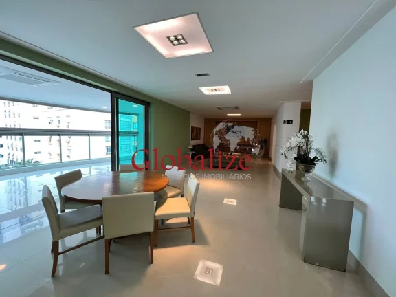 Imagem Apartamento 4 dormitórios, área de lazer completa, no bairro da Ponta da Praia em Santos