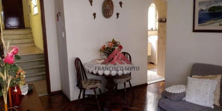 Imagem Apartamento com 2 dormitórios à venda, 45 m² por R$ 200.000,00 - Santa Rosa - Niterói/RJ