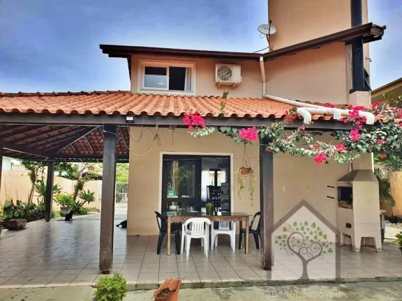 Imagem Excelente casa com um lindo quintal próxima à praia do Campeche