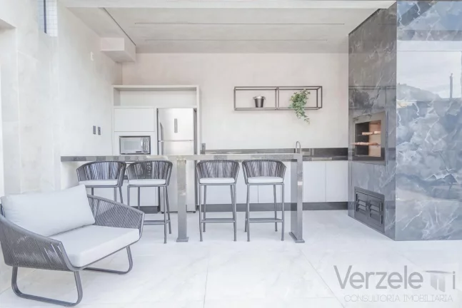 Imagem Apartamento 4 ou + dormitórios para Venda em Itajaí / SC no bairro Praia Brava