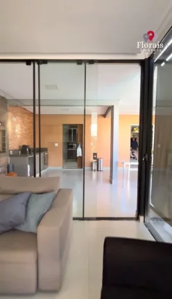 Imagem Casa em Condomínio para Venda em Cuiabá / MT no bairro Jardim Imperial