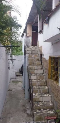 Imagem Imóvel à Venda com 8 Casas para Renda + Salão Comercial – Excelente Localização!