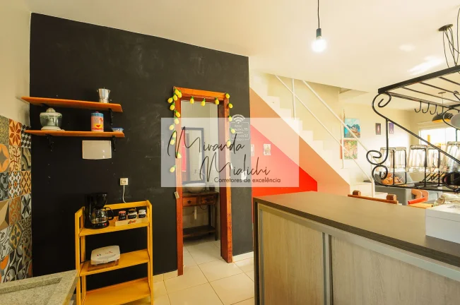 Imagem Charmosa Casa no Coração de Rio Vermelho