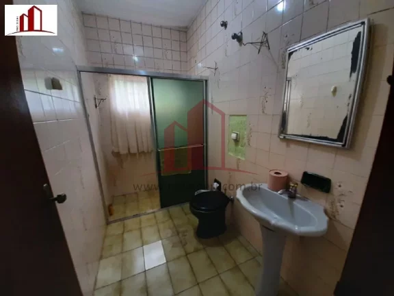 Imagem Imperdível! Casa à venda em Franco da Rocha-SP, bairro Companhia Fazenda Belém. 3 quartos, 1 suíte, 2 salas, 2 banheiros, 4 vagas, 159,40 m².