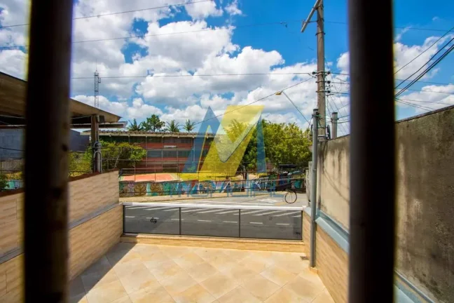 Imagem Casa térrea com excelente distribuição e total privacidade