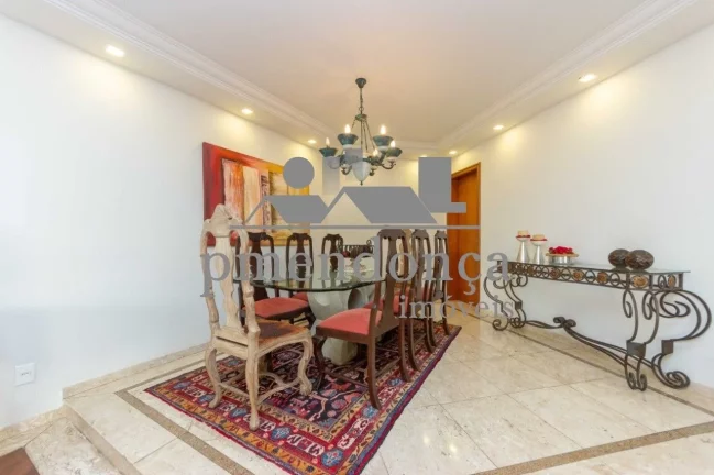 Imagem Apartamento com 184,50m² e excelente localização em Perdizes, 4 quartos (2 suítes) e 3 vagas.