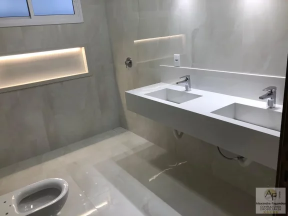 Imagem Casa em Condomínio para Venda em Goiânia, Residencial Goiânia Golfe Clube, 4 dormitórios, 4 suítes, 5 banheiros, 4 vagas