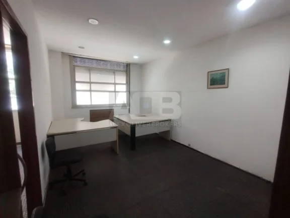 Imagem Andar Comercial à venda na Rio Branco, 290m2, Andar exclusivo, com 9 salas.