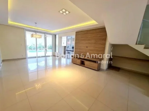 Imagem Casa à venda no condomínio Swiss Park. 3 quartos e 3 suítes, 220m²
