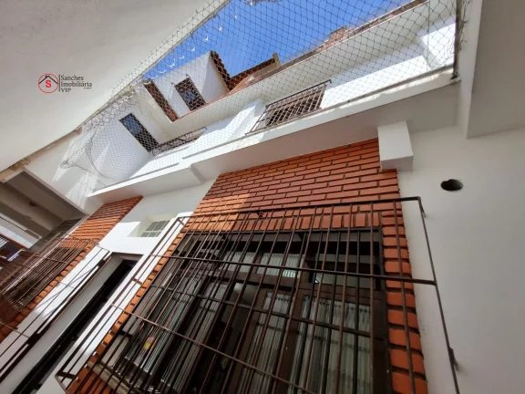 Imagem Casa belíssima na Mooca, 277m, 3 andares, com espaço gourmet, 4 quartos sendo 2 suítes, vaga para 3 carros