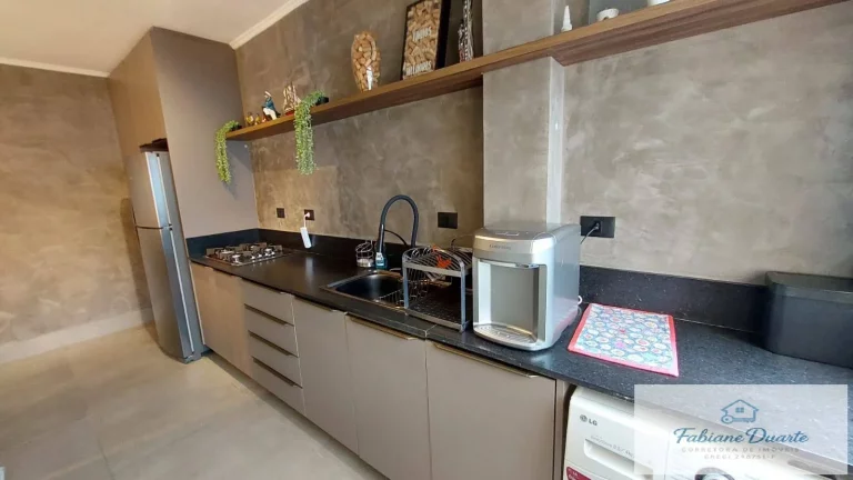 Imagem Apartamento 2 dormitórios reformado na Área Nobre da praia Grande