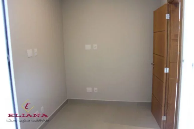 Imagem Sobrado à venda em São Paulo, Jardim Regina, com 3 quartos, 160m²