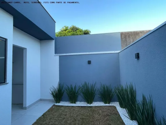 Imagem Alto Padrão para Venda em Maringá, Portal das Torres, 3 dormitórios, 2 suítes, 2 banheiros, 2 vagas