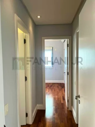Imagem Apartamento de Alto Padrão no Itaim Bibi, São Paulo-SP! 3 quartos, 3 suítes, 3 salas, 5 banheiros, 3 vagas, 152m². Venha conhecer!