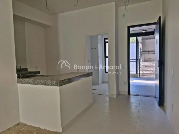 Imagem Imóvel com 2 quartos, ambos suítes, amplas salas de estar e jantar, lavabo, cozinha e lavanderia. ...