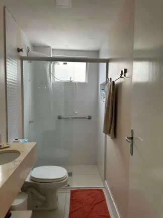 Imagem Apartamento com 2 dormitórios sendo 1 suíte e 1 vaga no Centro de Balneário Camboriú/SC