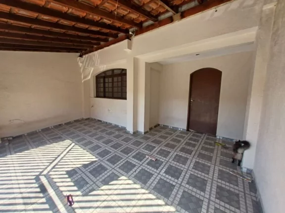 Imagem Sobrado com 3 dormitórios à venda, 161 m² por R$ 650.000,00 - Jardim Santa Helena - Suzano/SP