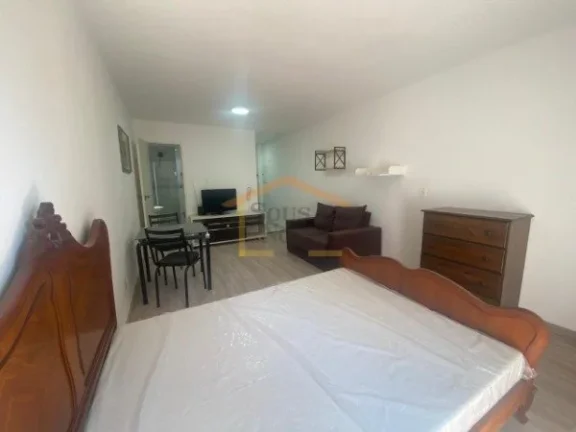 Imagem Apartamento estilo Studio, sala com dormitório integrado, cozinha, sacada, banheiro, 1 vaga de gara...