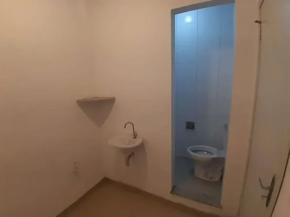 Imagem Loja para alugar em Barbacena, Pontilhão, 80m2
