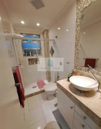 Imagem Imperdível oportunidade de investimento em Vila Valqueire: Apartamento de 4 quartos com suíte e 2 vagas de garagem no RJ