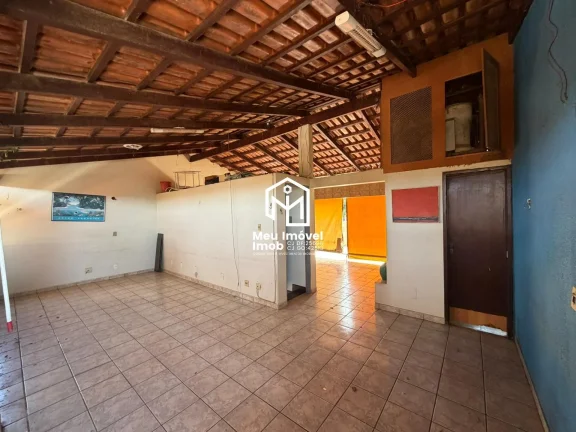 Imagem Casa em Candangolândia 4 Quartos, 1 Suíte, 245M² - Brasília