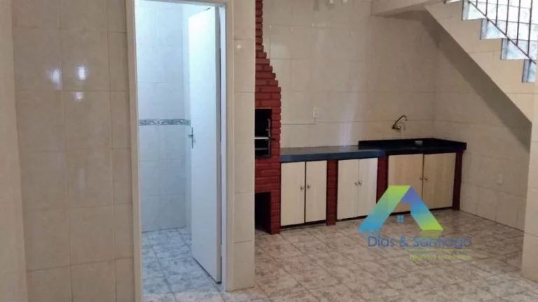 Imagem Planalto Sobrado 165M², 3 dormitórios, 1 suíte ótima localização e valor !!!