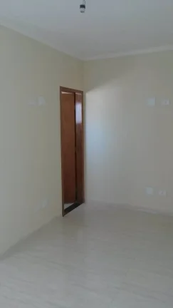 Imagem Aconchegante Apto com 3 dormitórios, 2 vagas para Venda na Vila Curuça