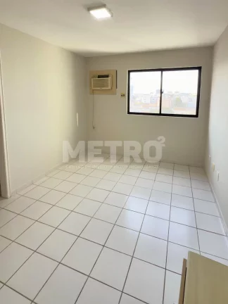 Imagem Apartamento à venda no Edf. Chateau Du Suzy com 3 suítes, PETROLINA - PE
