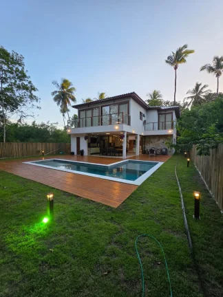 Imagem casa espaçosa em condomínio para chamar de lar na Praia do Forte