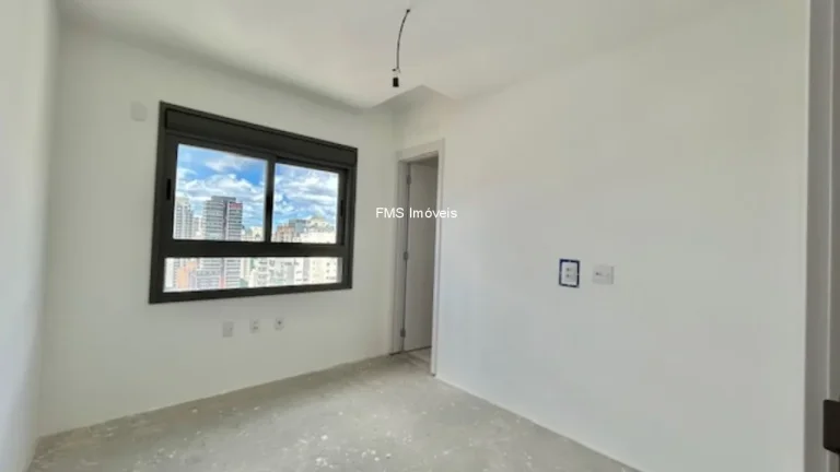 Imagem Apartamento de Luxo no Campo Belo: 3 quartos, 3 suítes, 125m² - Imperdível!