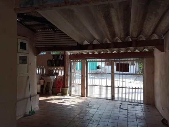 Imagem Casa com 4 dormitórios à venda, 205 m² por R$ 375.000,00 - Vila Perracini - Poá/SP
