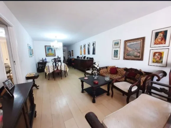 Imagem Vendo na quadra da praia Domingos Ferreira de Fundos sala, 3 quartos .