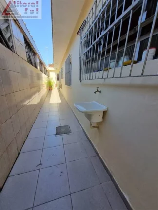Imagem Imperdível oportunidade: Casa Geminada com edícula à venda em Praia Grande-SP, Caiçara! 2 quartos, 1 sala, 2 banheiros, 2 vagas, 139,15 m²!