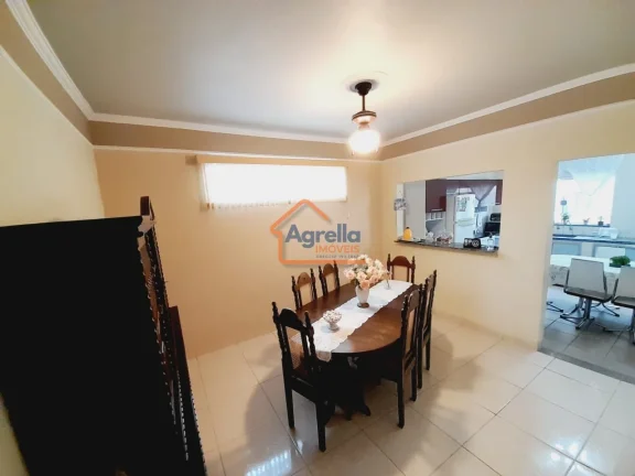 Imagem Casa à venda no bairro Centro - Mogi Guaçu/SP