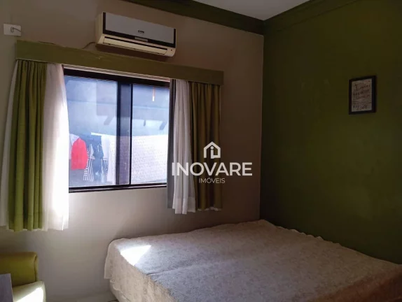 Imagem Casa com 3 dormitórios à venda, 280 m² por R$ 950.000,00 - Alto da Boa Vista - Itumbiara/GO