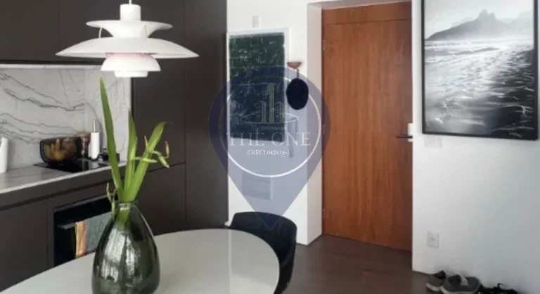 Imagem Vila Nova Conceição: Apartamento à venda com 1 suíte, 2 salas, 2 banheiros e 2 vagas de garagem - 116m²