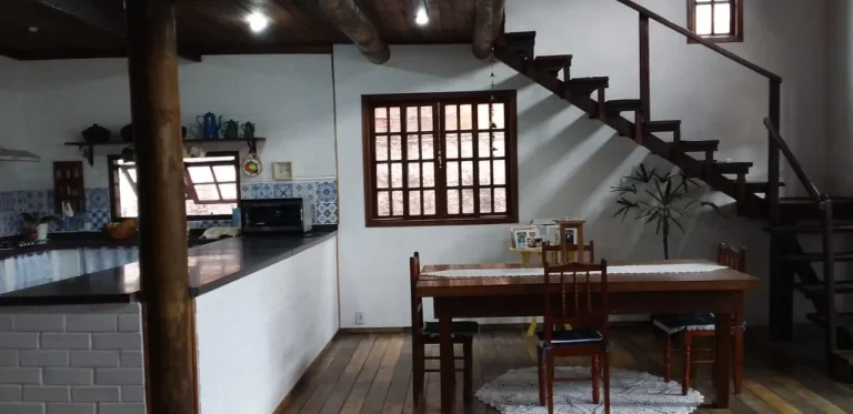 Imagem Casa em Condomínio para Venda em Rio de Janeiro, Campo Grande, 4 dormitórios, 1 suíte, 2 banheiros, 1 vaga